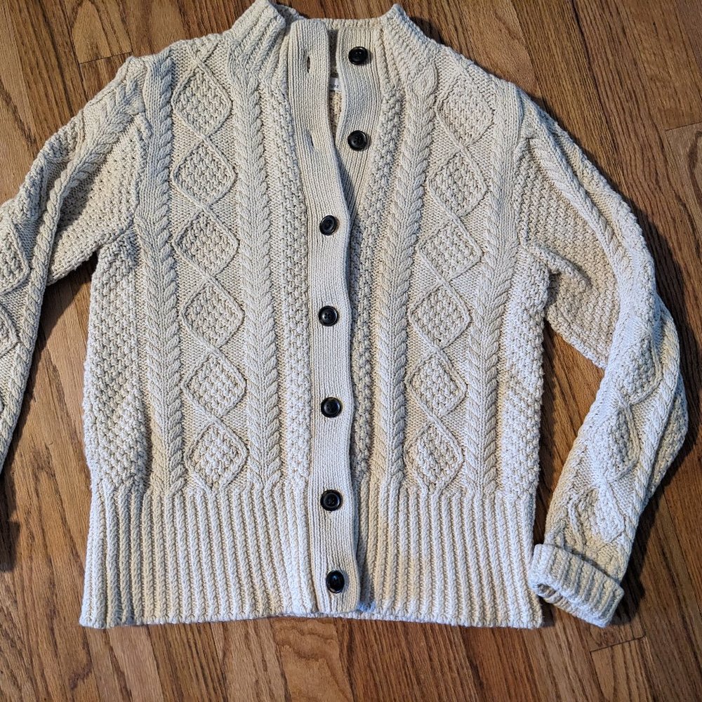 L.L. Bean Signature Thick Cotton Fisherman Sweater, Cardigan, Size Small.